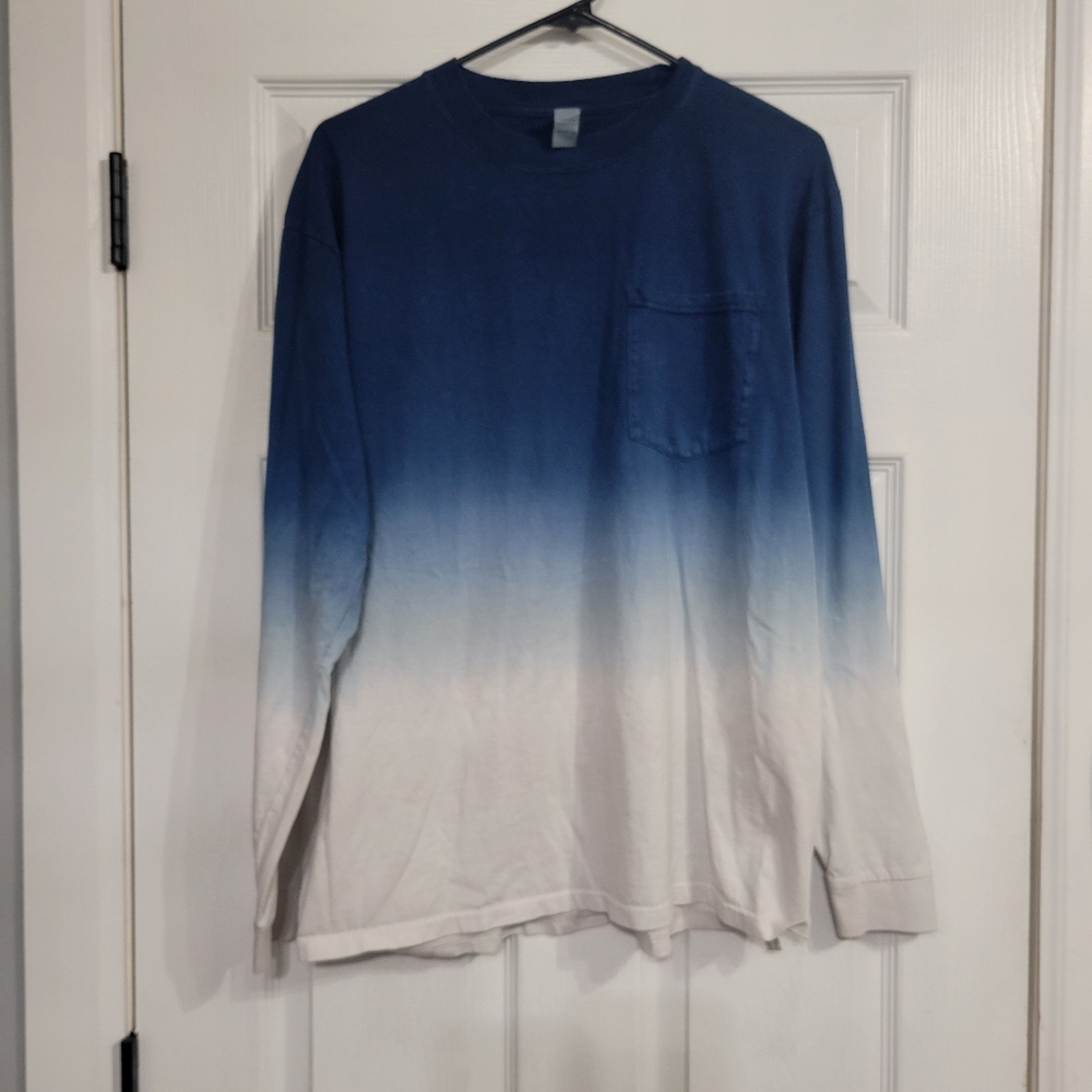 WomensTie dye long sleeved twisters shirt size L
